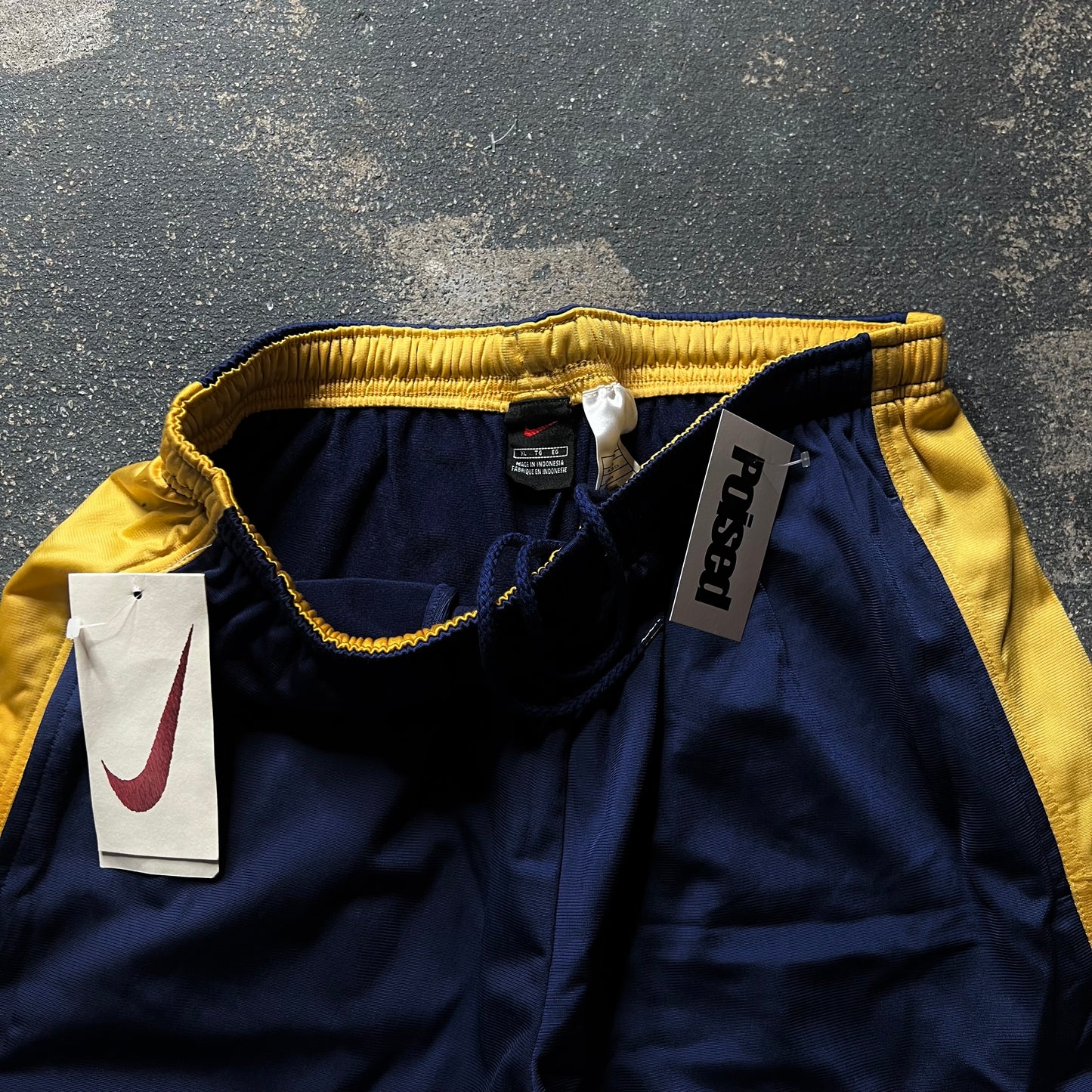 Vintage 90’s Nike Deadstock Track Pants