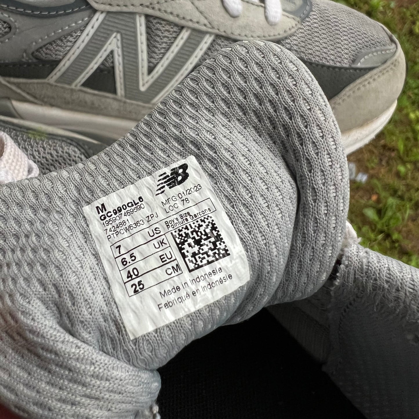 Grey/White New Balance 990V6