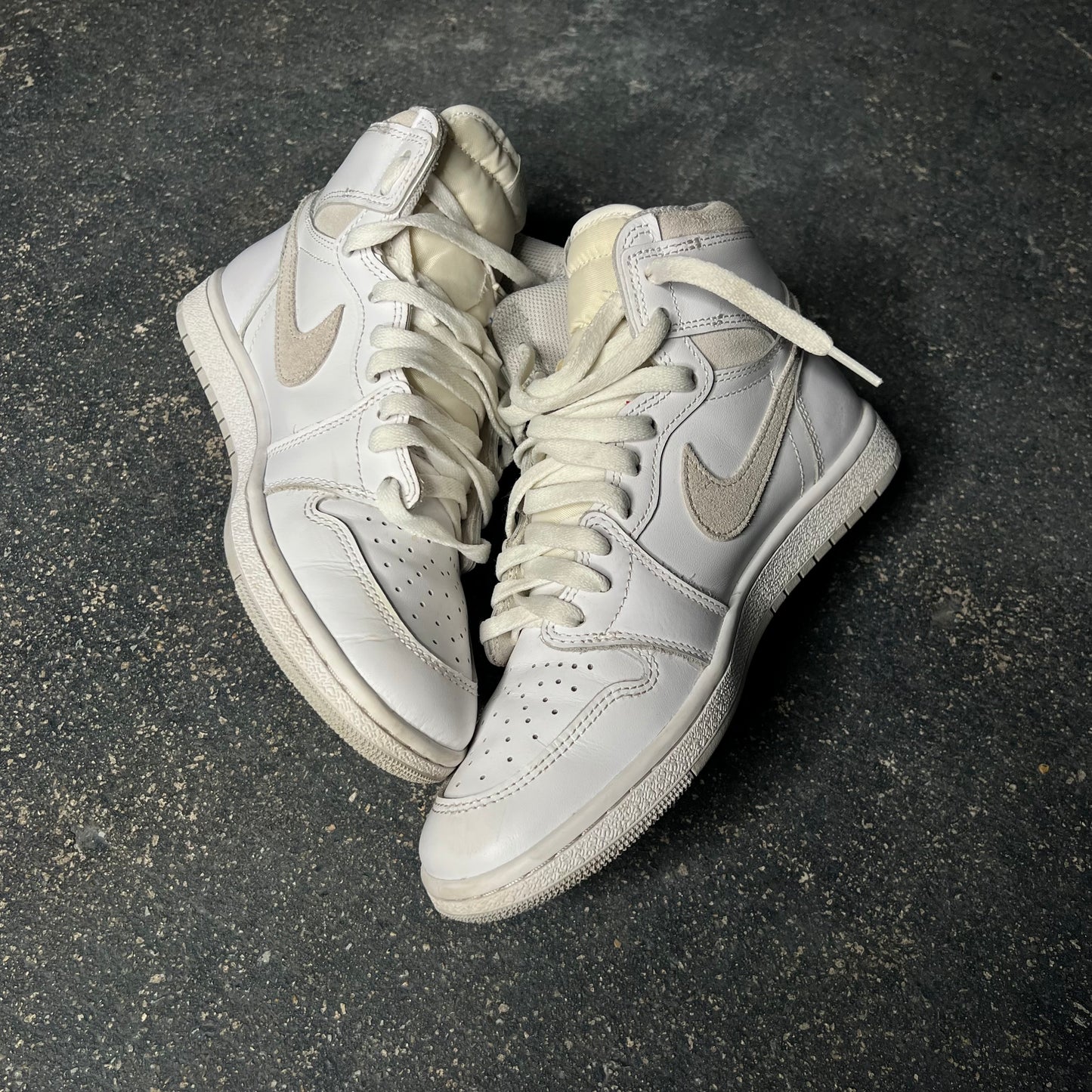 Nike Air Jordan 1 High OG 85 White/Grey