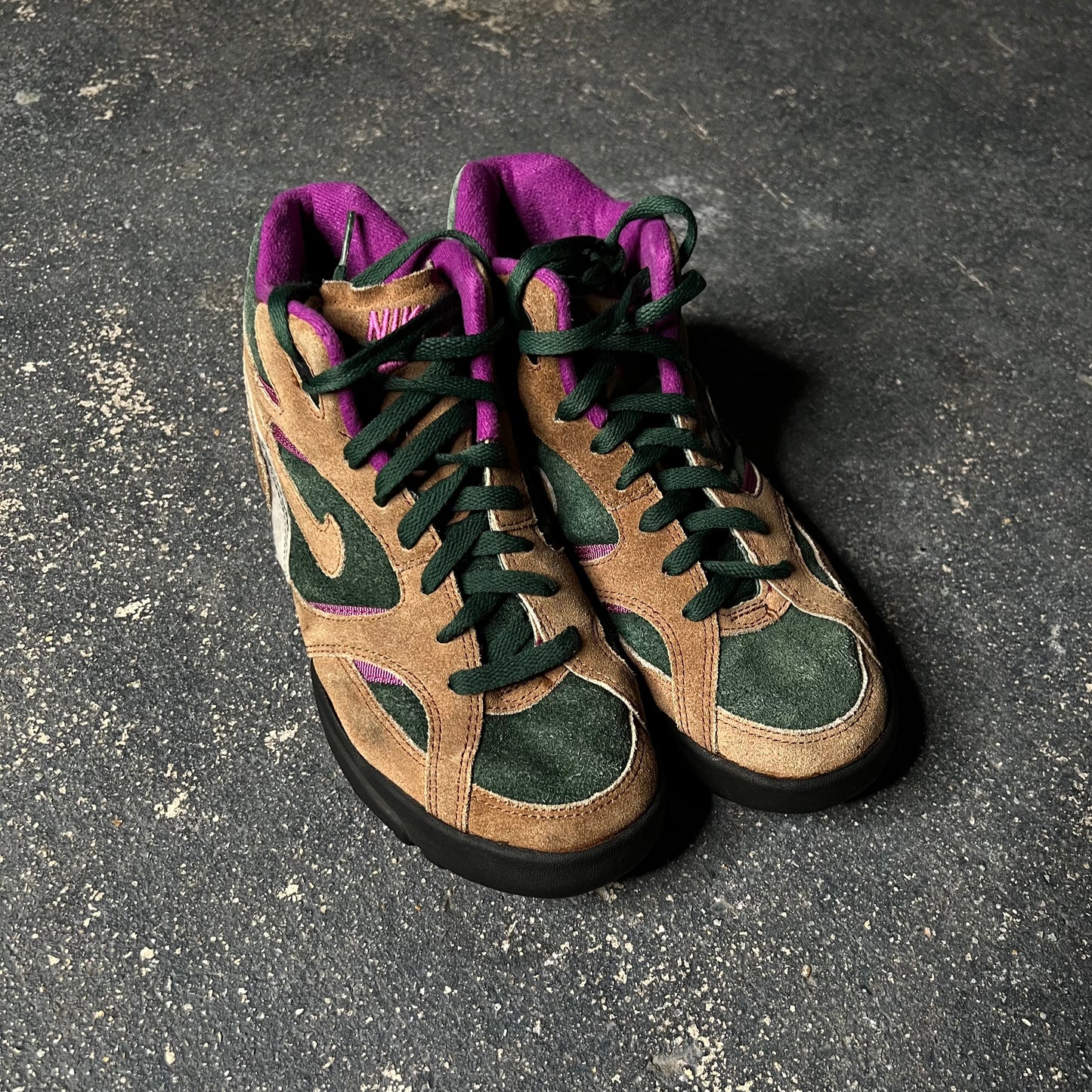 Vintage 1993 Nike Air Caldera Boot