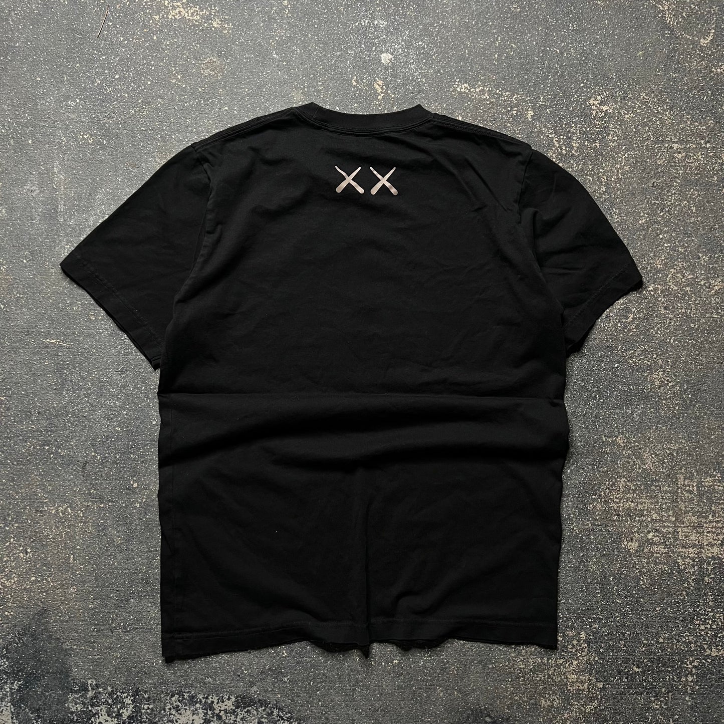 Kaws X Uniqlo Tee