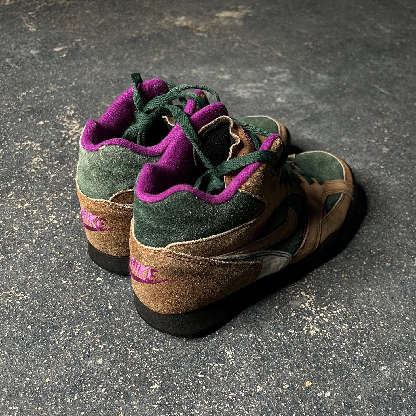 Vintage 1993 Nike Air Caldera Boot