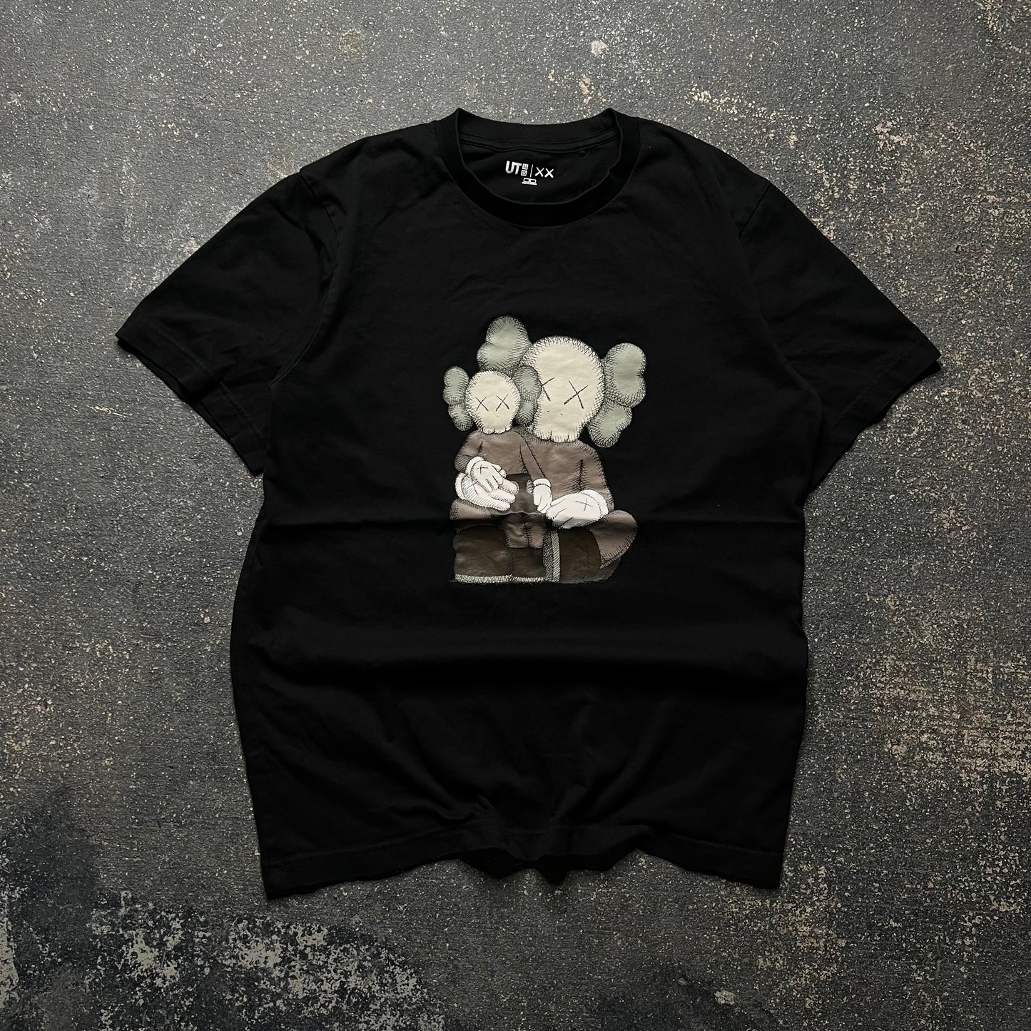 Kaws X Uniqlo Tee